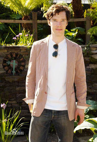 本尼迪克特·蒂莫西·卡尔顿·康伯巴奇(Benedict Timothy Carlton Cumberbatch)杂志