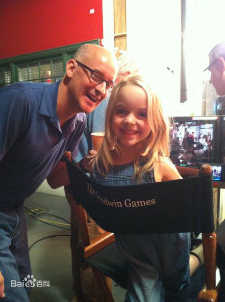 麦肯娜·格瑞丝(McKenna Grace)照片壁纸壁纸