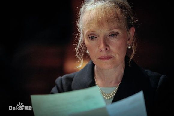 琳赛·邓肯(Lindsay Vere Duncan)前后照片