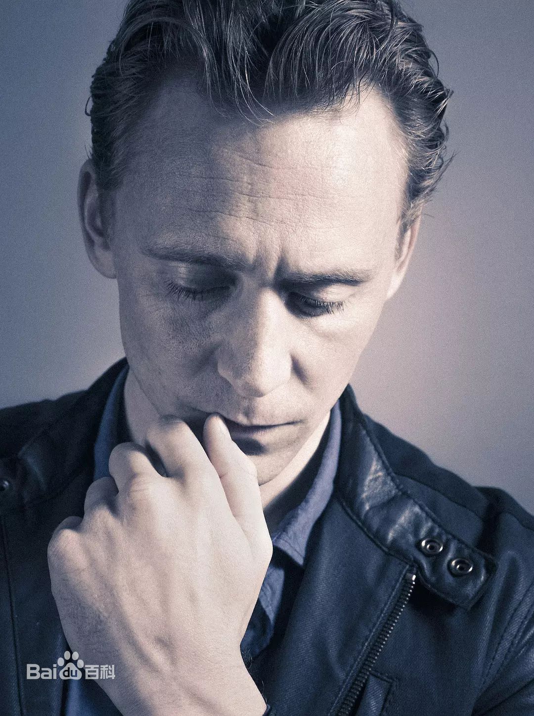 最新汤姆·希德勒斯顿(Tom Hiddleston)精彩图册-万佳直播吧