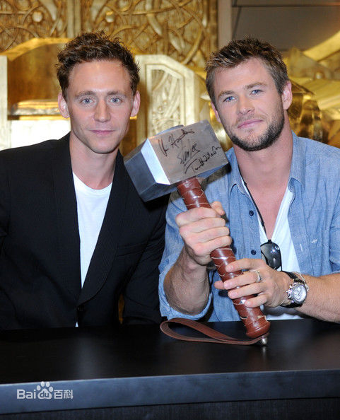 最新汤姆·希德勒斯顿(Tom Hiddleston)精彩图册