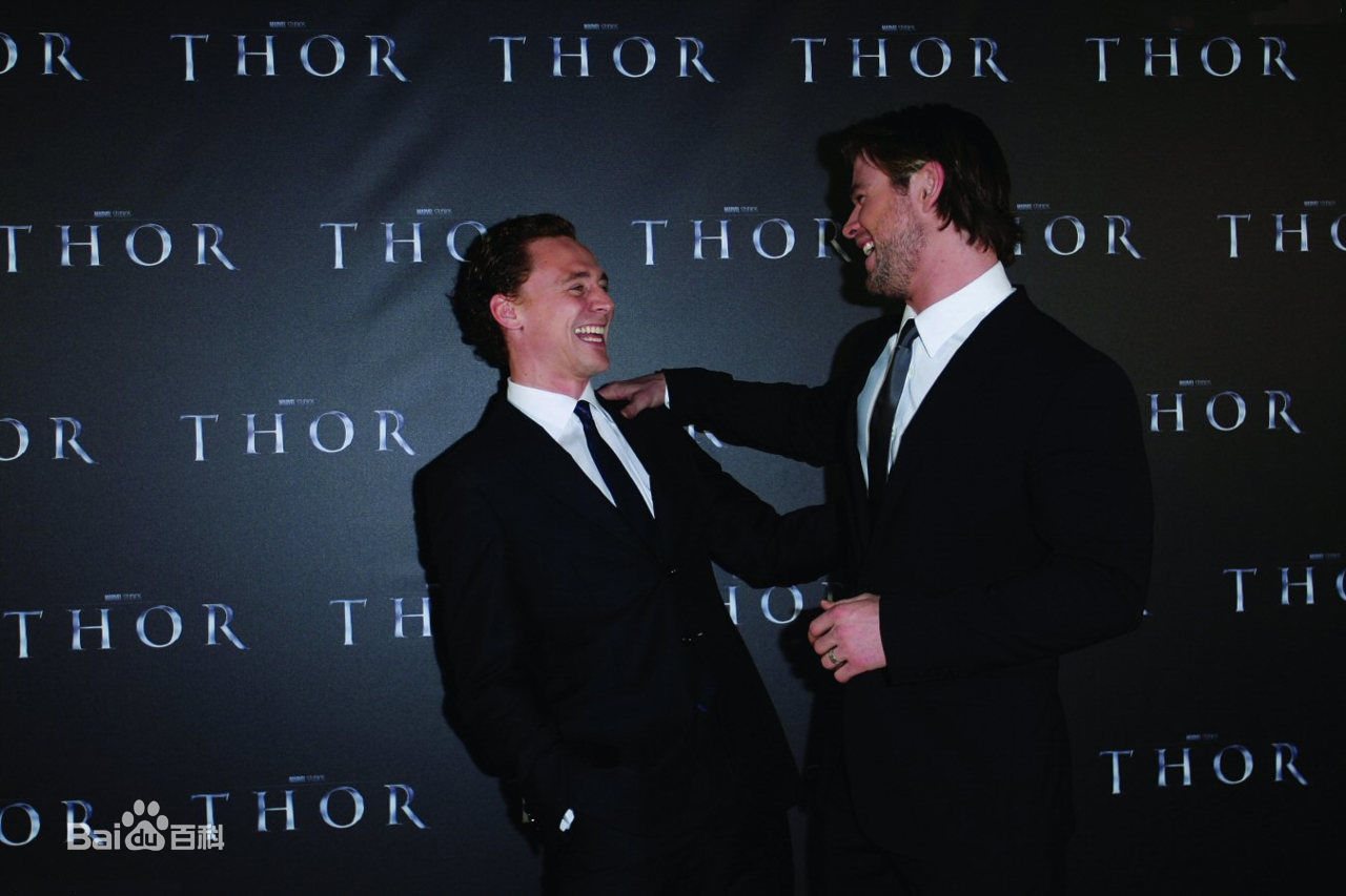 精选汤姆·希德勒斯顿(Tom Hiddleston)精彩图册