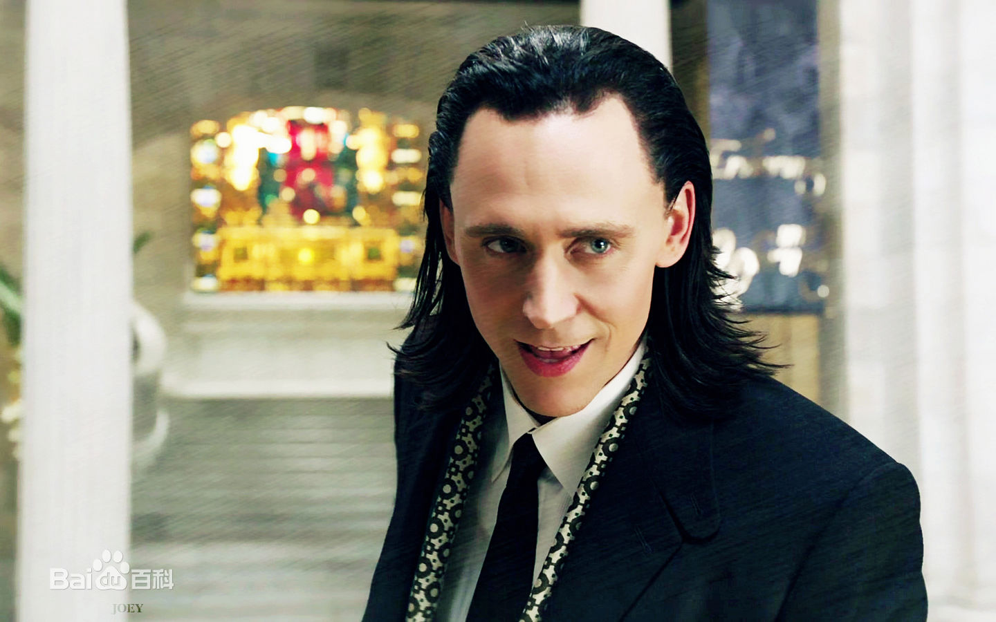 最新汤姆·希德勒斯顿(Tom Hiddleston)精彩图册