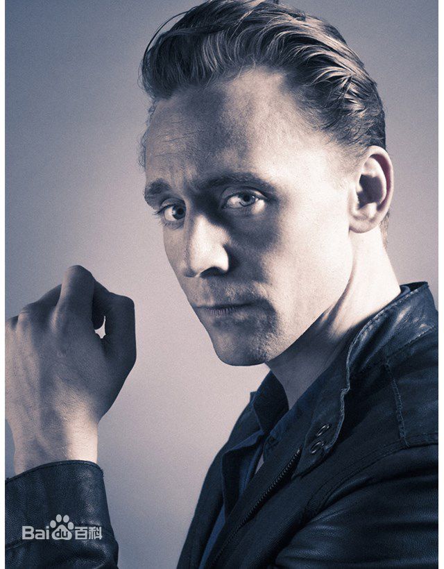 最新汤姆·希德勒斯顿(Tom Hiddleston)壁纸