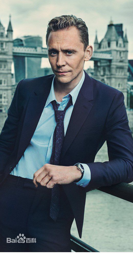 最新汤姆·希德勒斯顿(Tom Hiddleston)壁纸