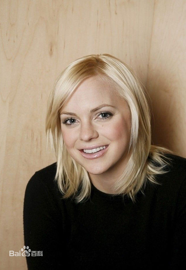 最优质安娜·法瑞丝(Anna Faris)精彩图册