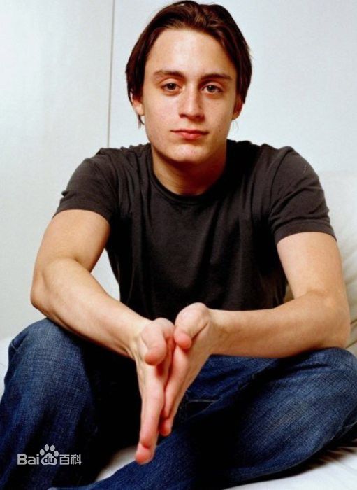 高清基南·卡尔金(Kieran Culkin)性感图片