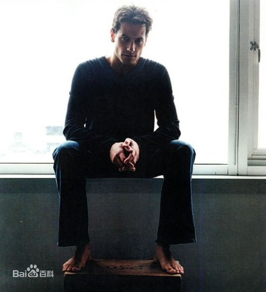 最新艾恩·格拉法德(Ioan Gruffudd)精彩图册