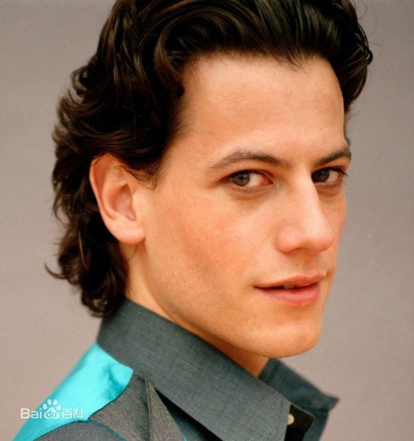 最新艾恩·格拉法德(Ioan Gruffudd)精彩图册