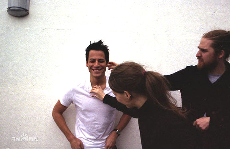 最新艾恩·格拉法德(Ioan Gruffudd)精彩图册