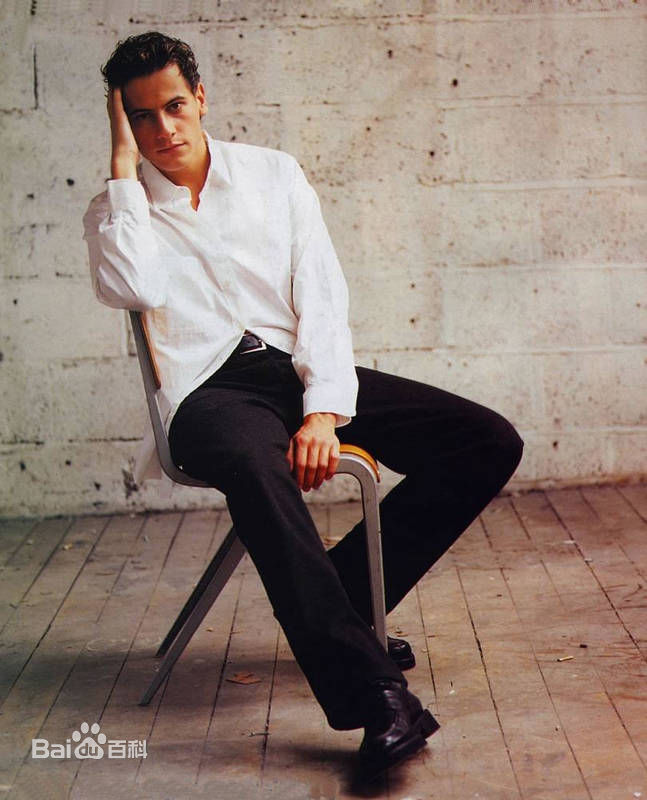 最新艾恩·格拉法德(Ioan Gruffudd)精彩图册