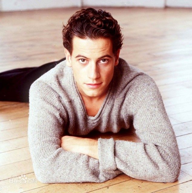 最新艾恩·格拉法德(Ioan Gruffudd)精彩图册