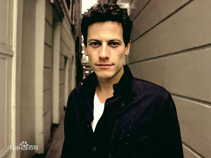 最新艾恩·格拉法德(Ioan Gruffudd)精彩图册