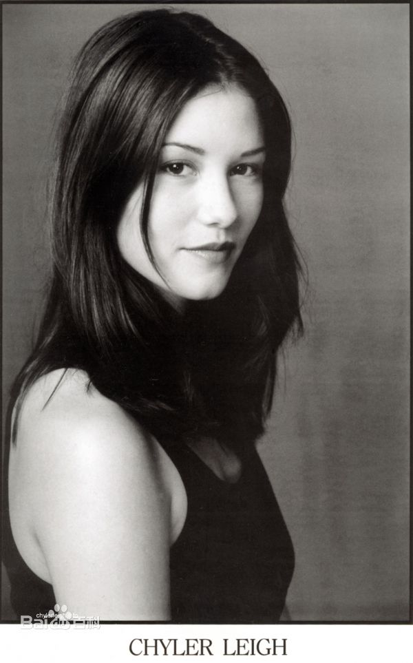 最新凯乐·利(Chyler Leigh)精彩图册