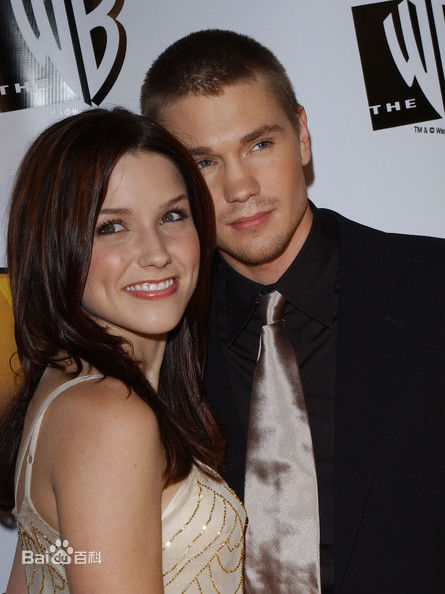 查德·迈克尔·墨瑞(Chad Michael Murray)与索菲亚·布什性感图片图集