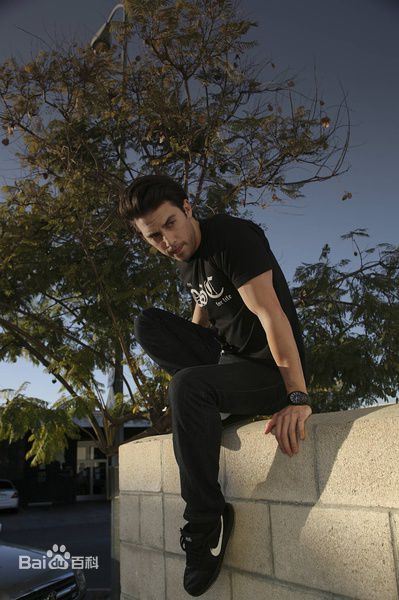 米洛·文提米利亚(Milo Ventimiglia、Milo Anthony Ventimiglia)米洛·文堤米利亚素颜照相册