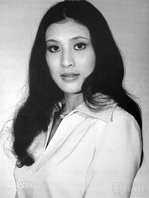 最优质艾蒂生活照