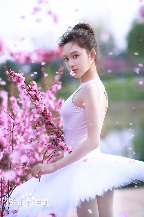 孙嘉璐(Deer)精灵美图壁纸壁纸