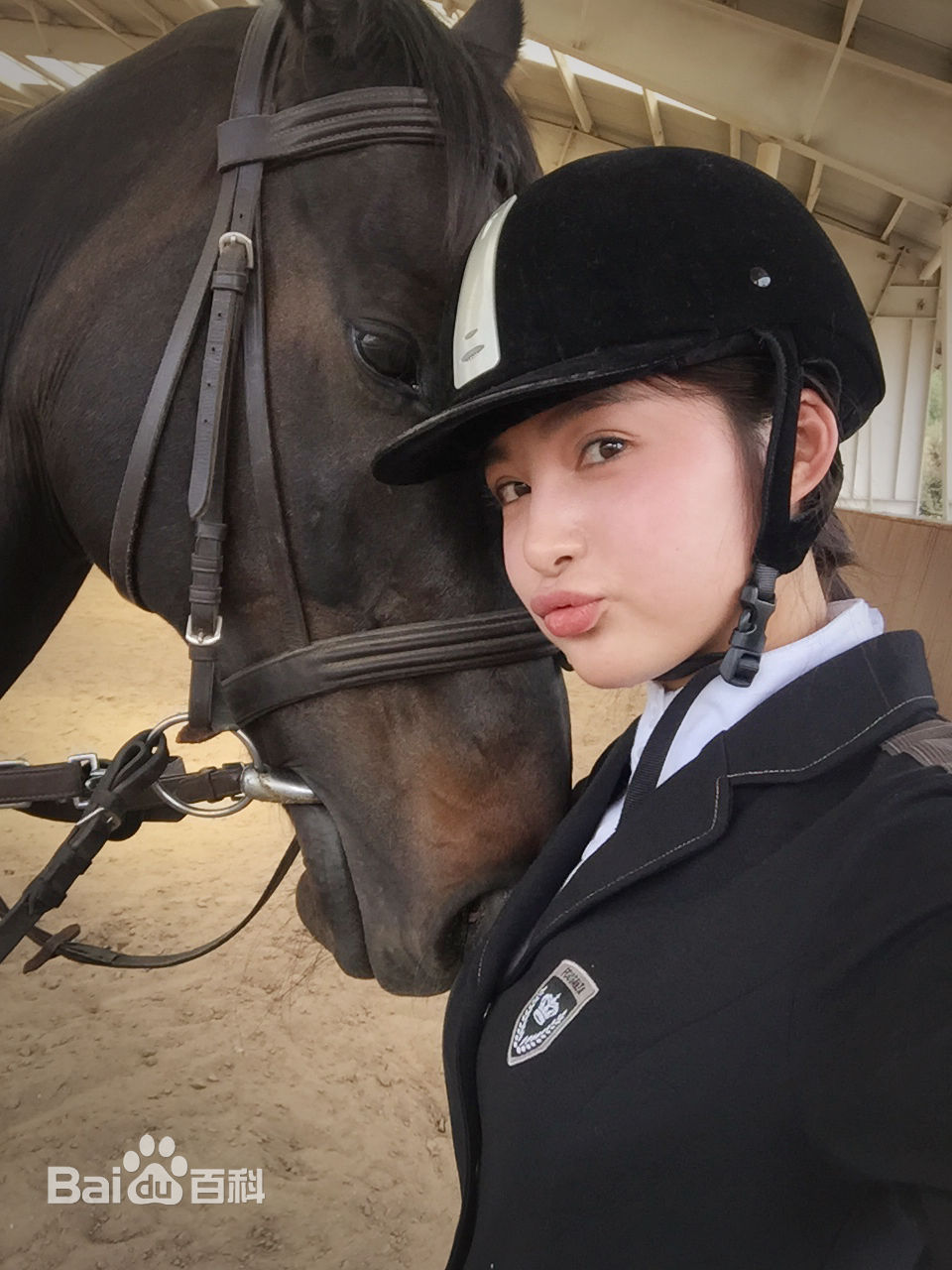 孙嘉璐(Deer)运动美图壁纸壁纸