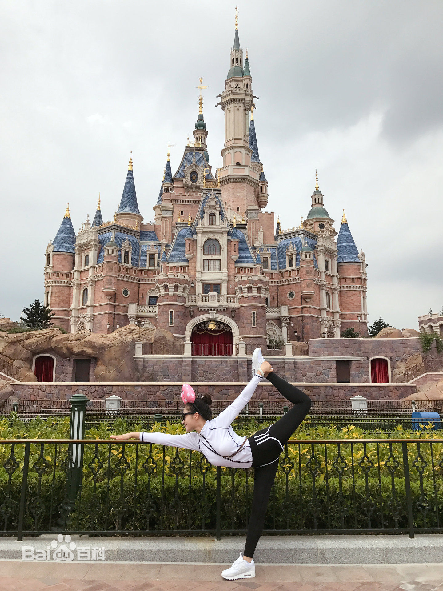 孙嘉璐(Deer)运动美图壁纸壁纸