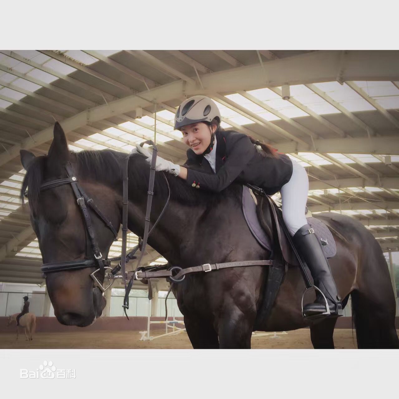 孙嘉璐(Deer)运动美图壁纸壁纸