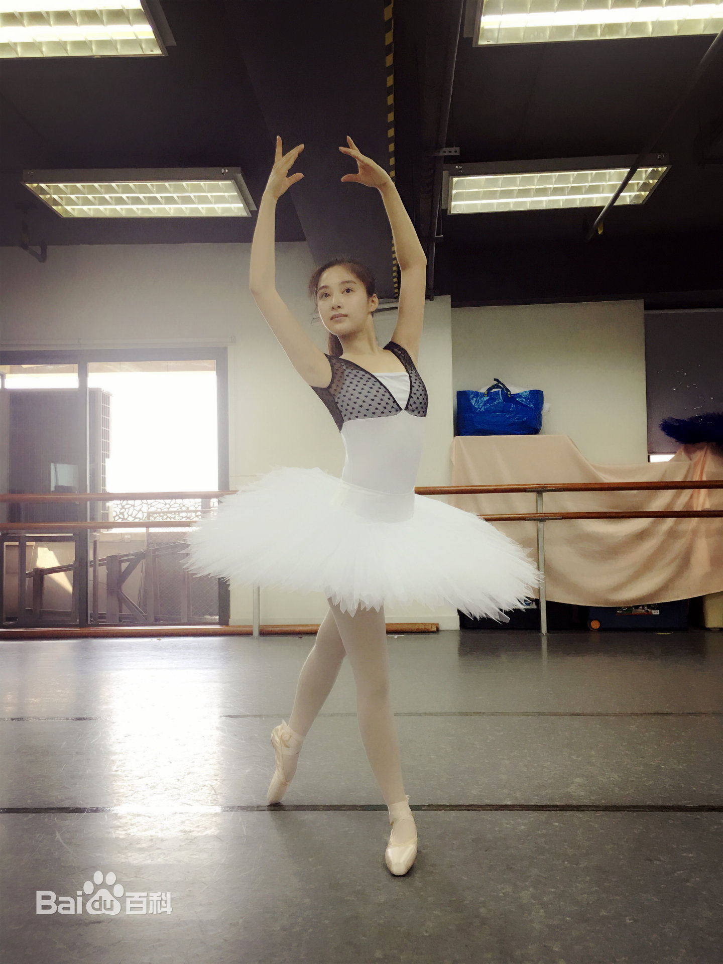 孙嘉璐(Deer)运动美图壁纸壁纸