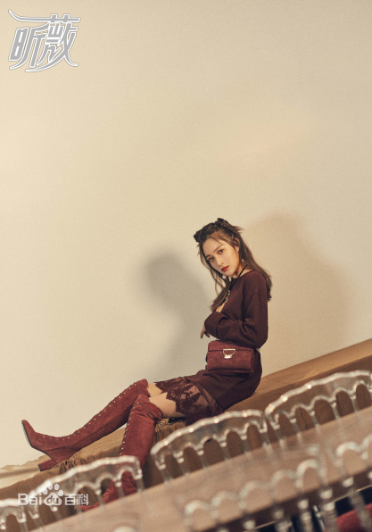 孙嘉璐(Deer)最新昕薇杂志图图集