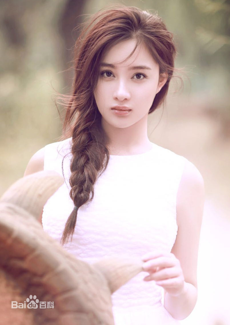 最新孙嘉璐(Deer)壁纸