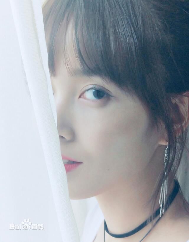 最新杨雪儿性感图片