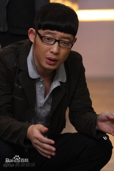 韩立演员素颜照壁纸