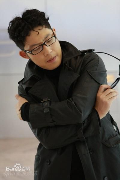 韩立演员素颜照壁纸