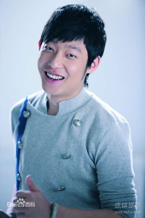 韩立演员素颜照壁纸