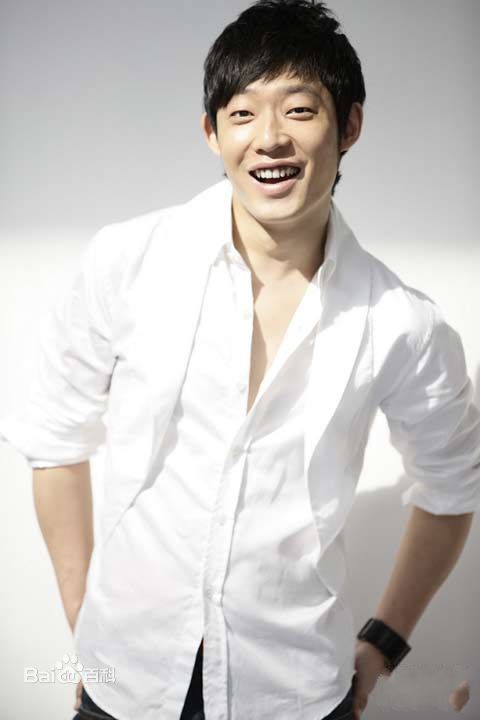 韩立演员素颜照壁纸