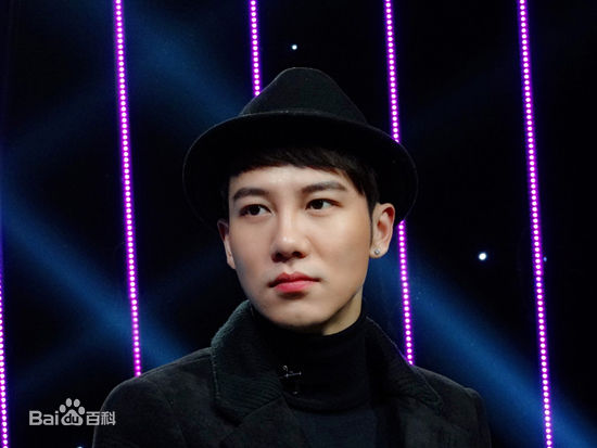 高清郭子渝(G-King)在《百变大咖秀》模仿王力宏中的图集