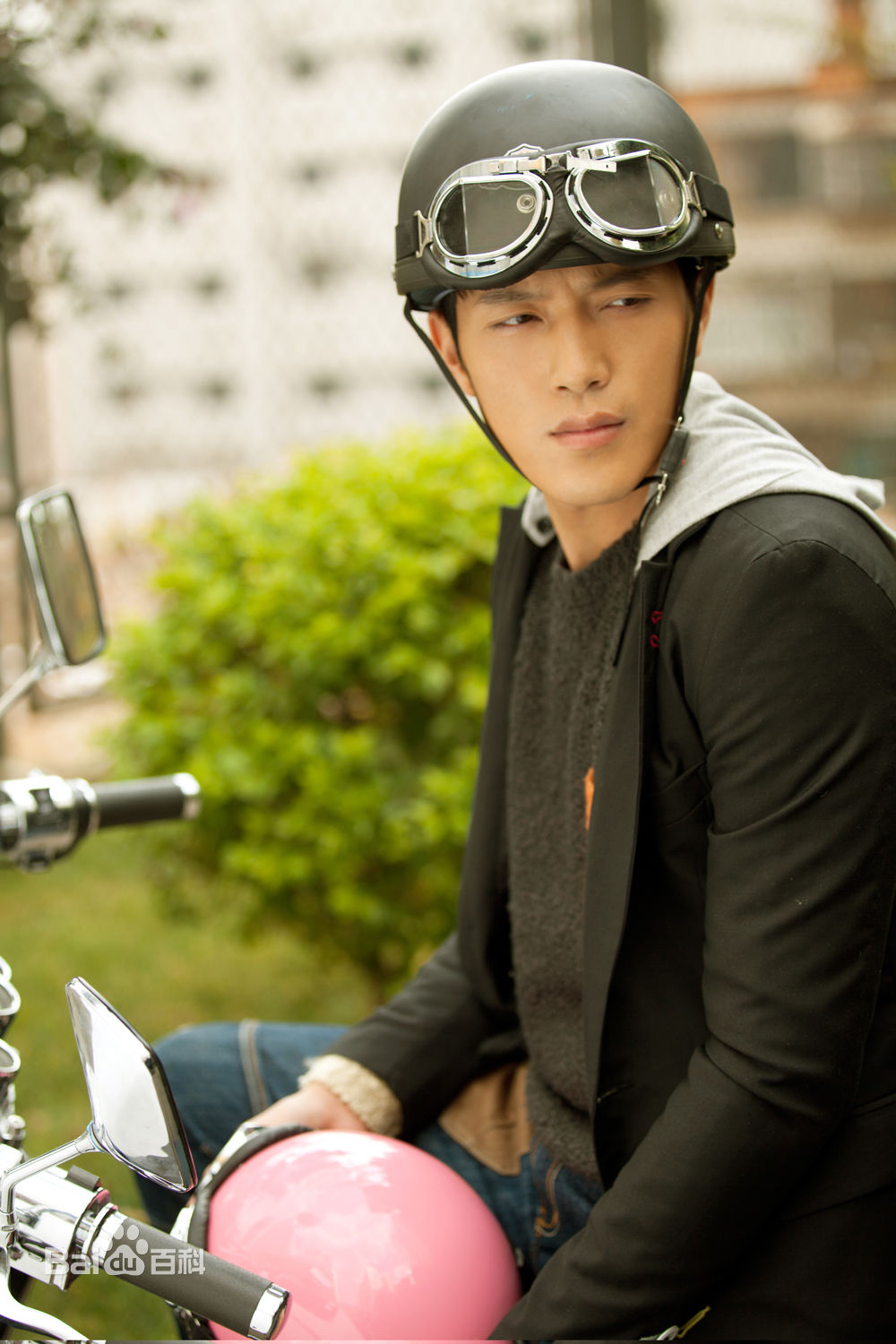 张进【我要当空姐】前后照片