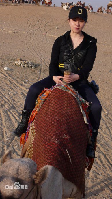 蔡艺侬(Karen Tsai)生活照素颜照相册