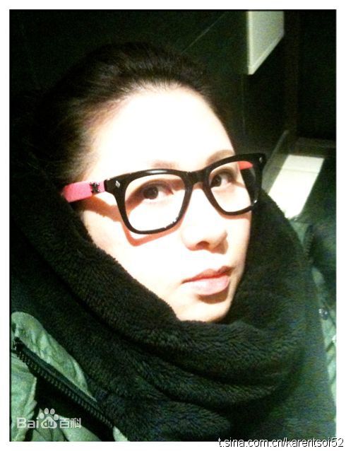 蔡艺侬(Karen Tsai)生活照素颜照相册