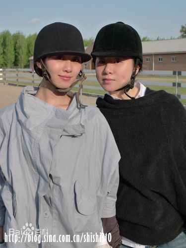 蔡艺侬(Karen Tsai)生活照素颜照相册