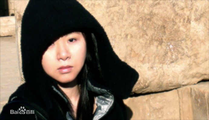 蔡艺侬(Karen Tsai)生活照素颜照相册