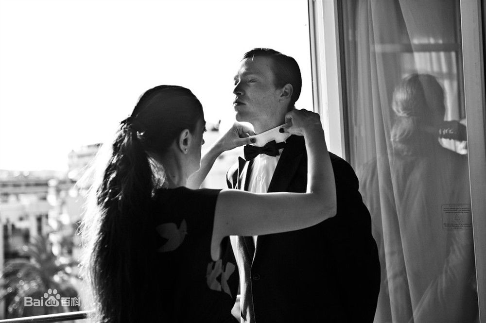 最优质卡莱伯·兰德里·琼斯(Caleb Landry Jones)生活照