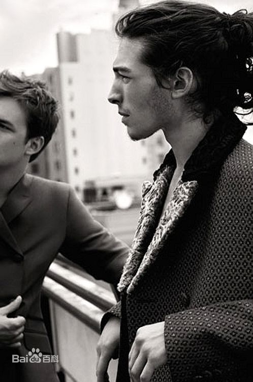 精选埃兹拉·米勒(Ezra Matthew Miller)精彩图册