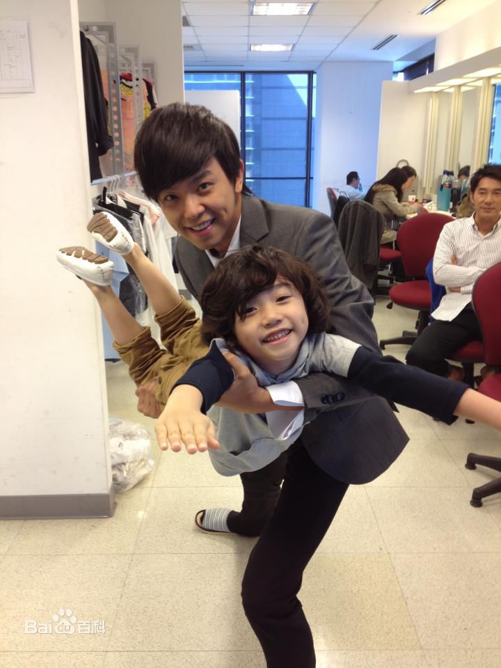 駱炫銘(Lucas)骆炫铭壁纸壁纸