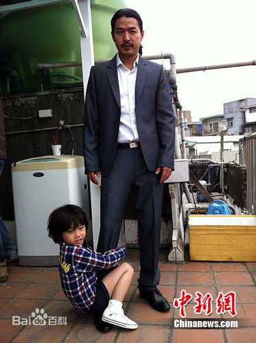 駱炫銘(Lucas)炫铭与艺人的合照素颜照相册