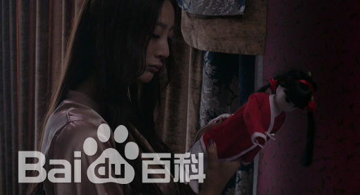 精选王李丹妮(Daniella Wang)在《夜半梳头》中的图册