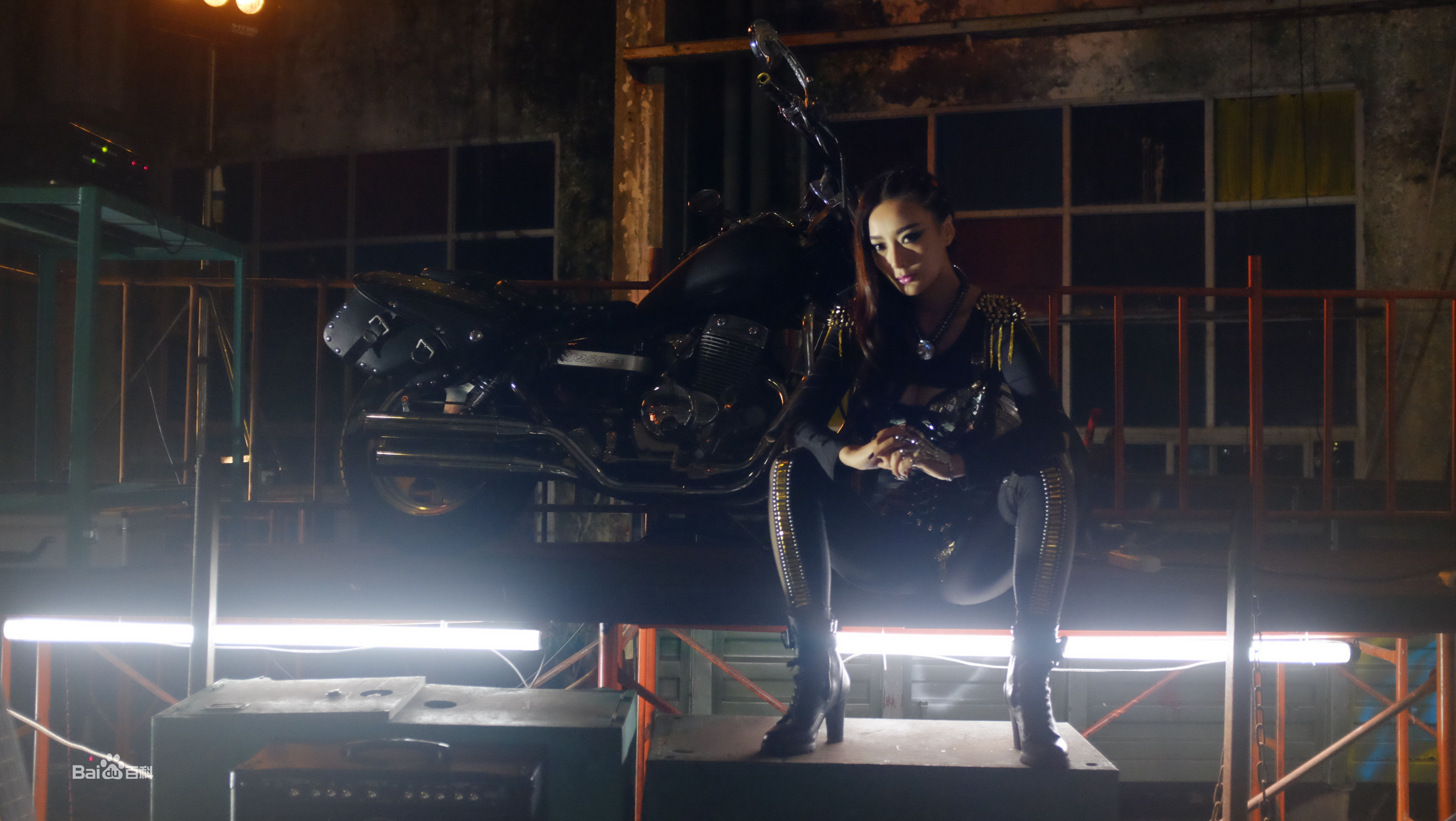 最优质王李丹妮(Daniella Wang)在《摇滚水果》中的