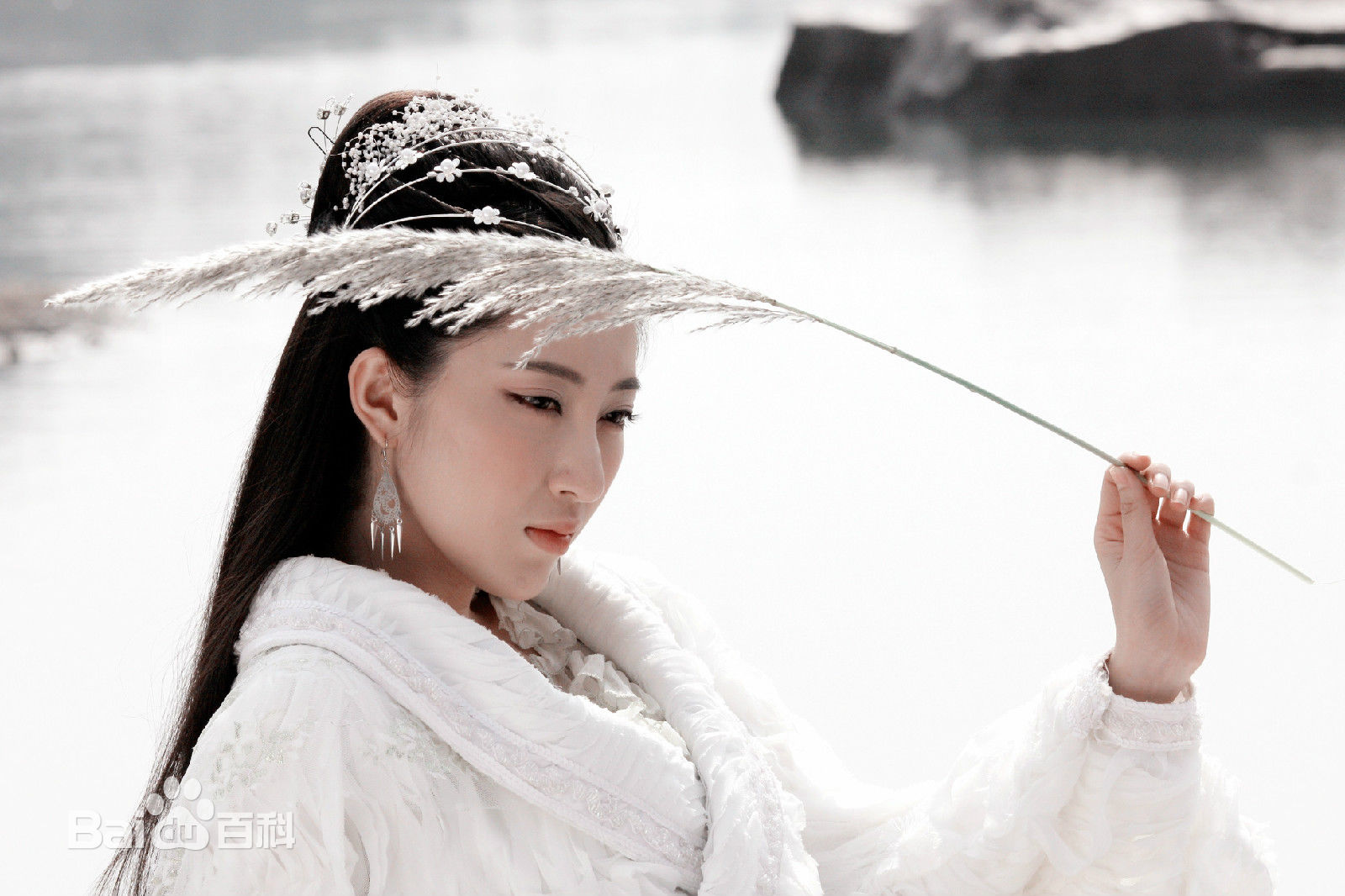 吕妍昕照片集壁纸壁纸