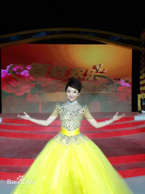 王芳台前幕后生活照相册