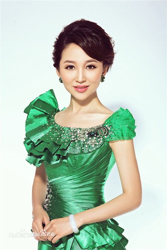 王芳美图集锦生活照相册