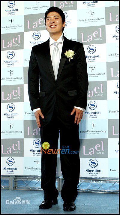 金相庆(Kim Sang-Kyung、)出席节目性感图片图集