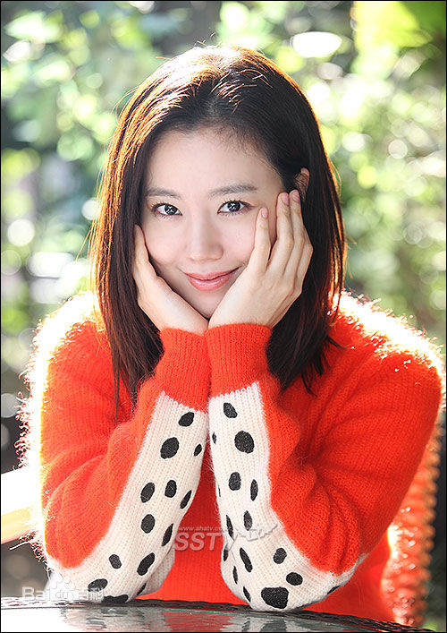 最优质文彩元(Moon Chae Won)生活照